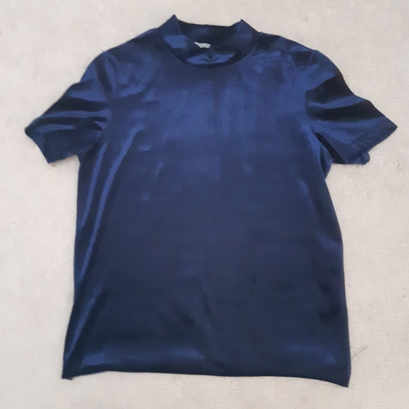 Zara blue velvet mockneck short sleeve top - Picture 2 of 3